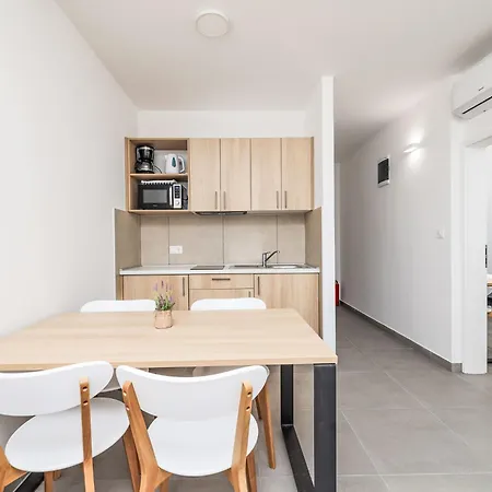 Medena-3 By Interhome * Traù